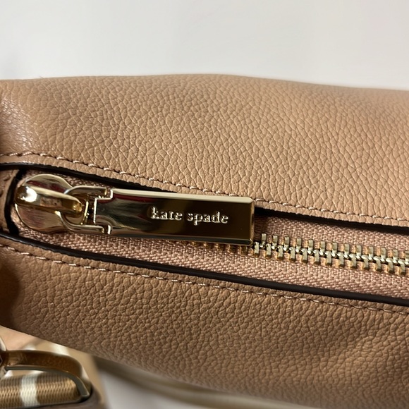 KATE SPADE ♠️ - Picture 8 of 11